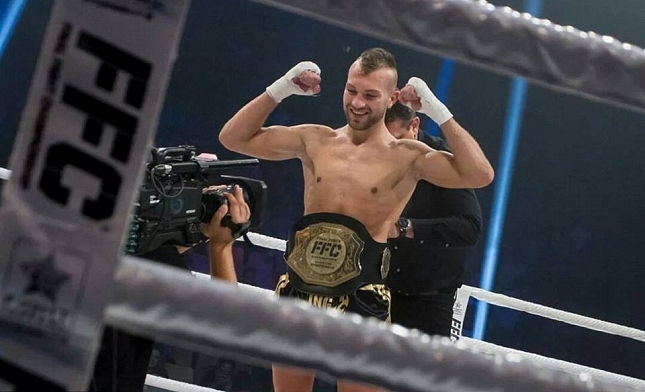 Fight Site readers voted Petje&rsquo;s KO as the most attractive!