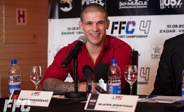 FFC07: "Psychopath" Bakocevic and Luka Jelcic added to Sarajevo card!