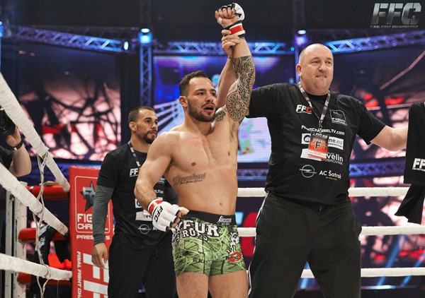 Robin Van Roosmalen and Zoltan Turai to headline FFC 26 Linz!